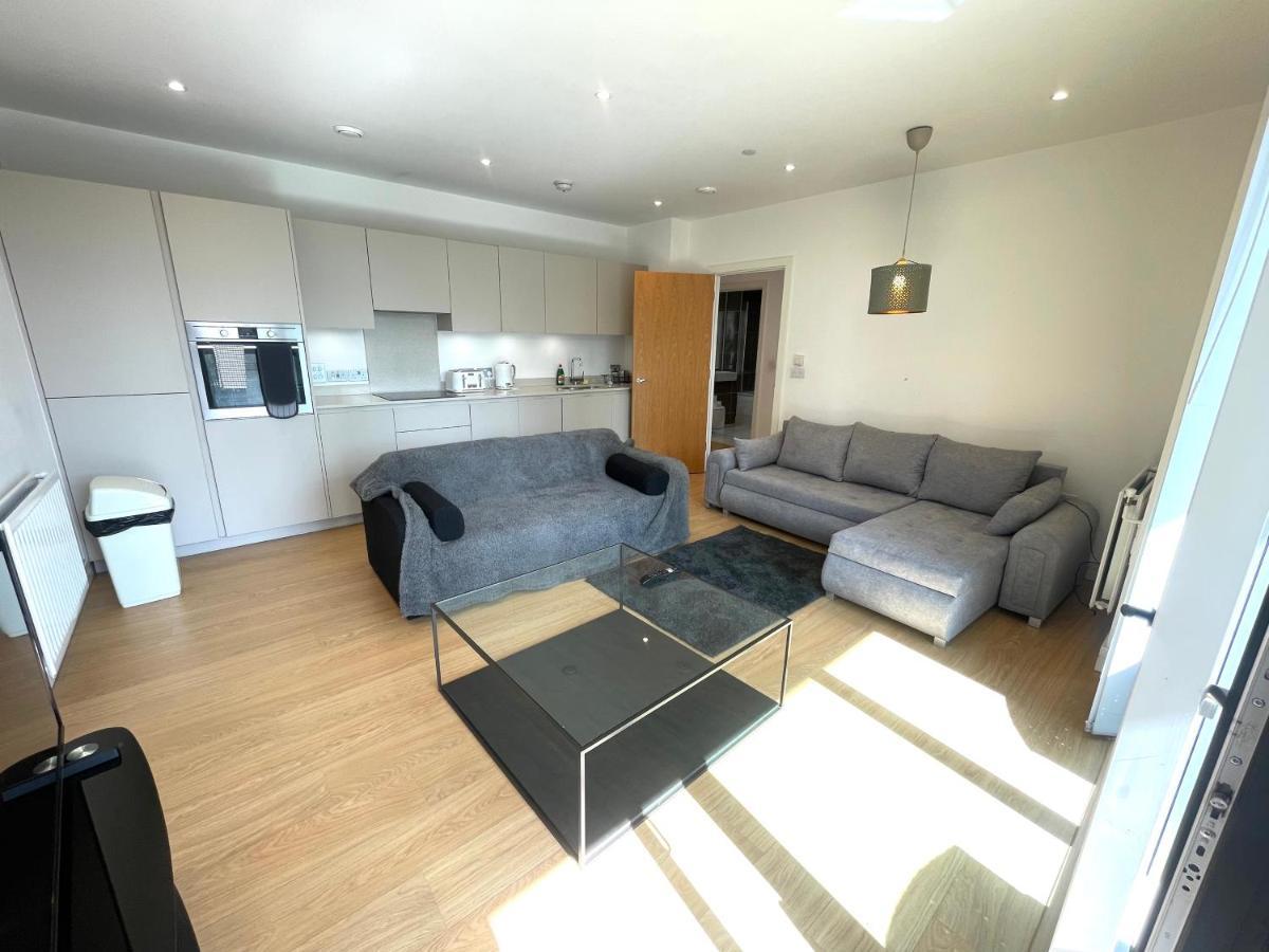 Luxury London Apartment - Steps To East Croydon Train Station מראה חיצוני תמונה