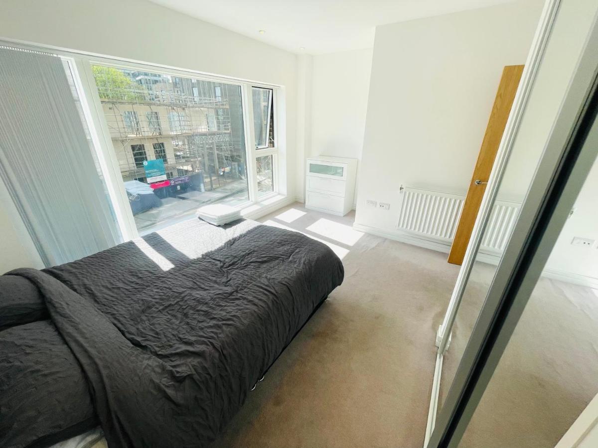 Luxury London Apartment - Steps To East Croydon Train Station מראה חיצוני תמונה